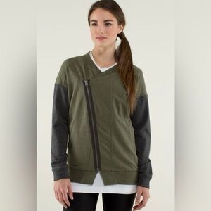 Lululemon Mula Bundle Wrap Asymmetrical Zip Jacket Size 4